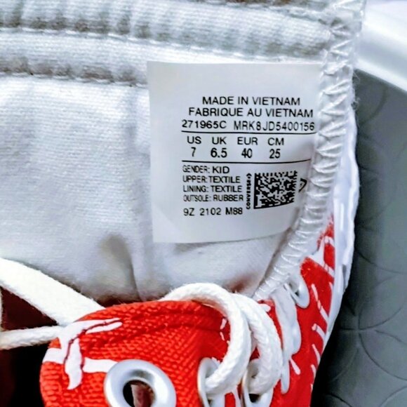 Converse Kids Red & White High Top Sneakers "Not A Chuck" Text Design Size 7 - Picture 6 of 8